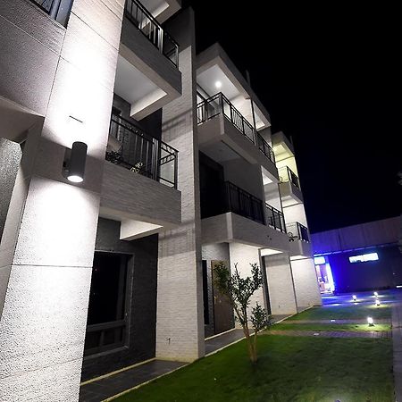 Ocean Pearl Resort Xiaoliuqiu Exterior photo